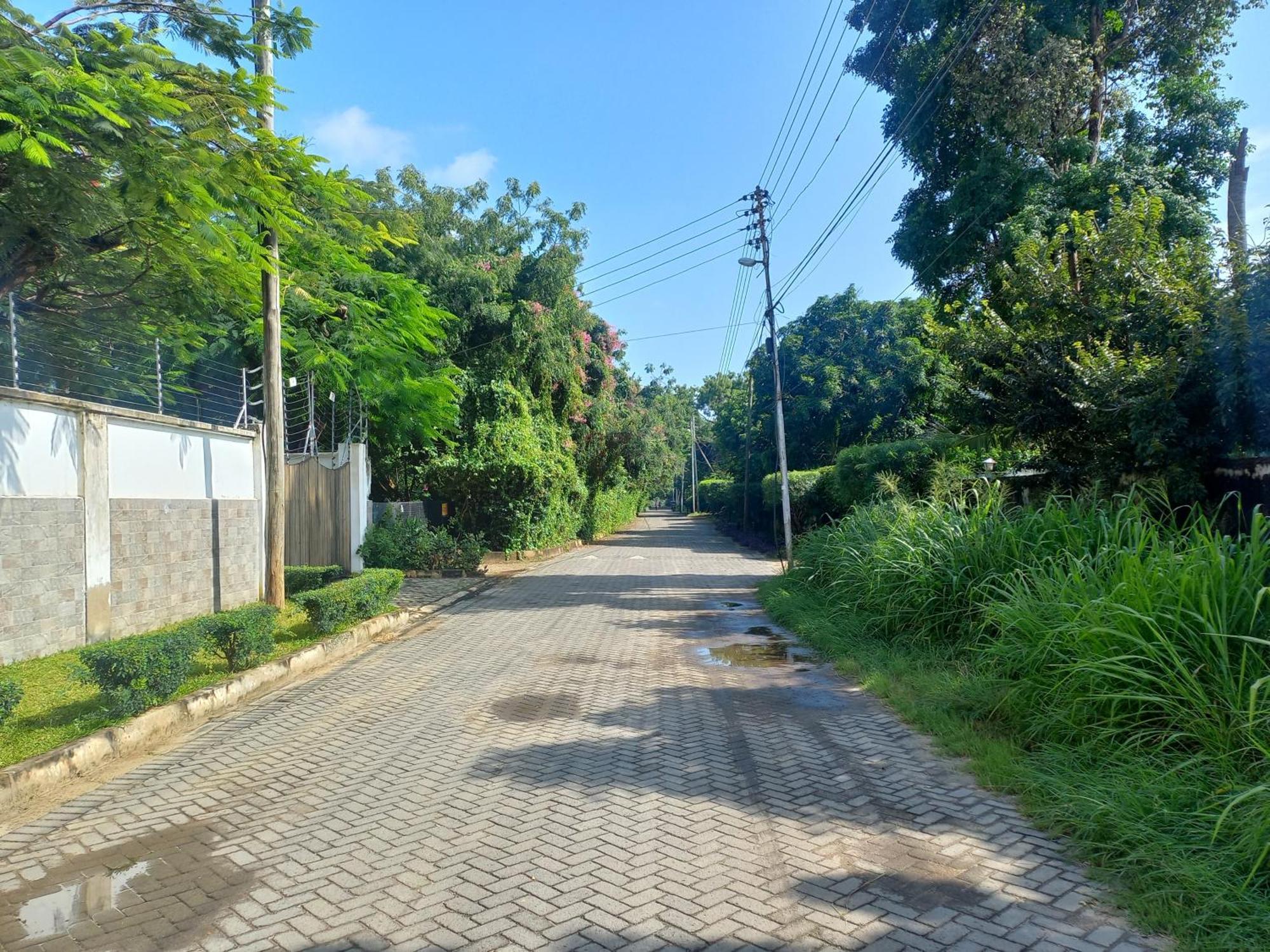 מומבסה Coral Drive Apartments מראה חיצוני תמונה